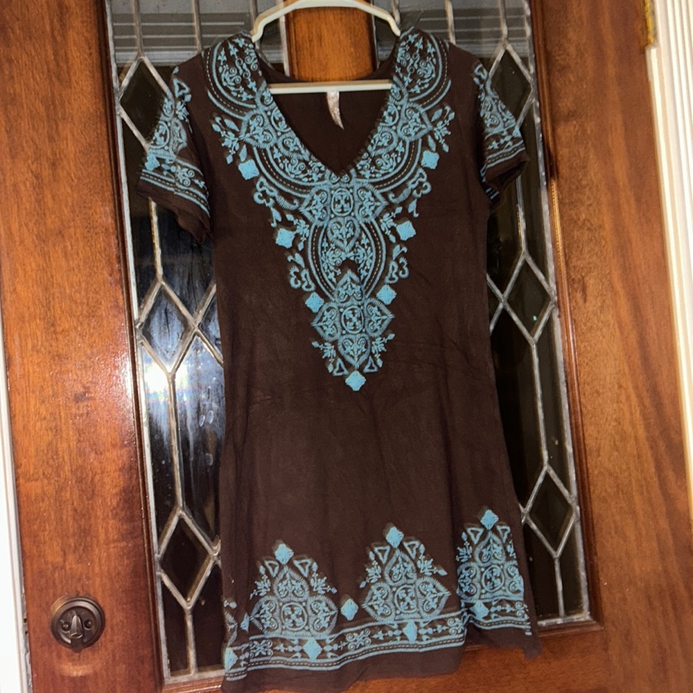 Brown and turquoise dress!